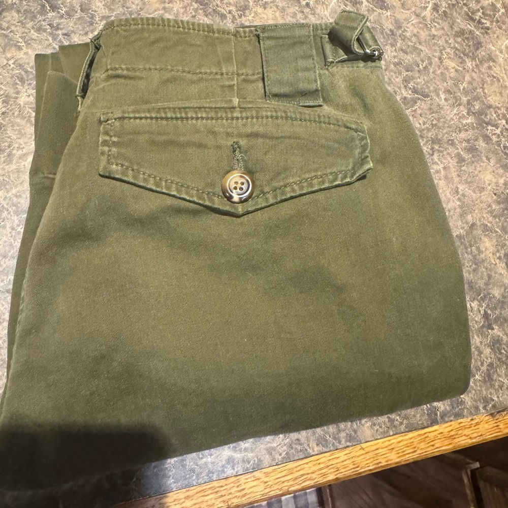 Women’s  Olive Green carpenter Pants from the Limited vintage pants size 4